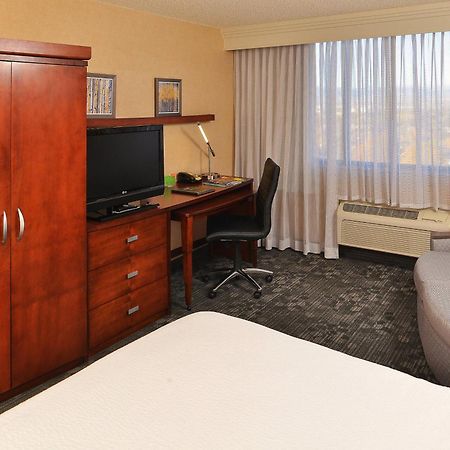 Courtyard By Marriott Denver Cherry Creek Eksteriør billede