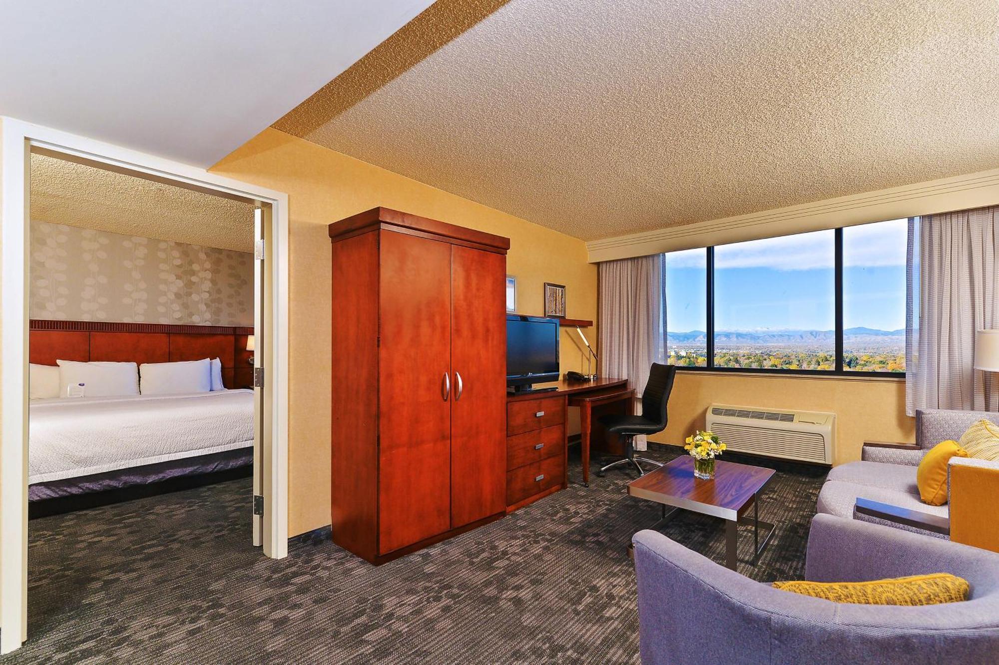 Courtyard By Marriott Denver Cherry Creek Eksteriør billede