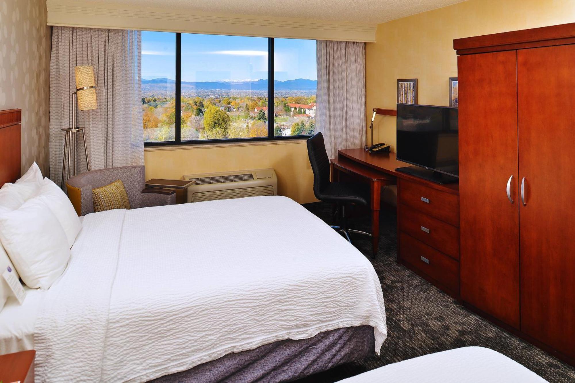 Courtyard By Marriott Denver Cherry Creek Eksteriør billede
