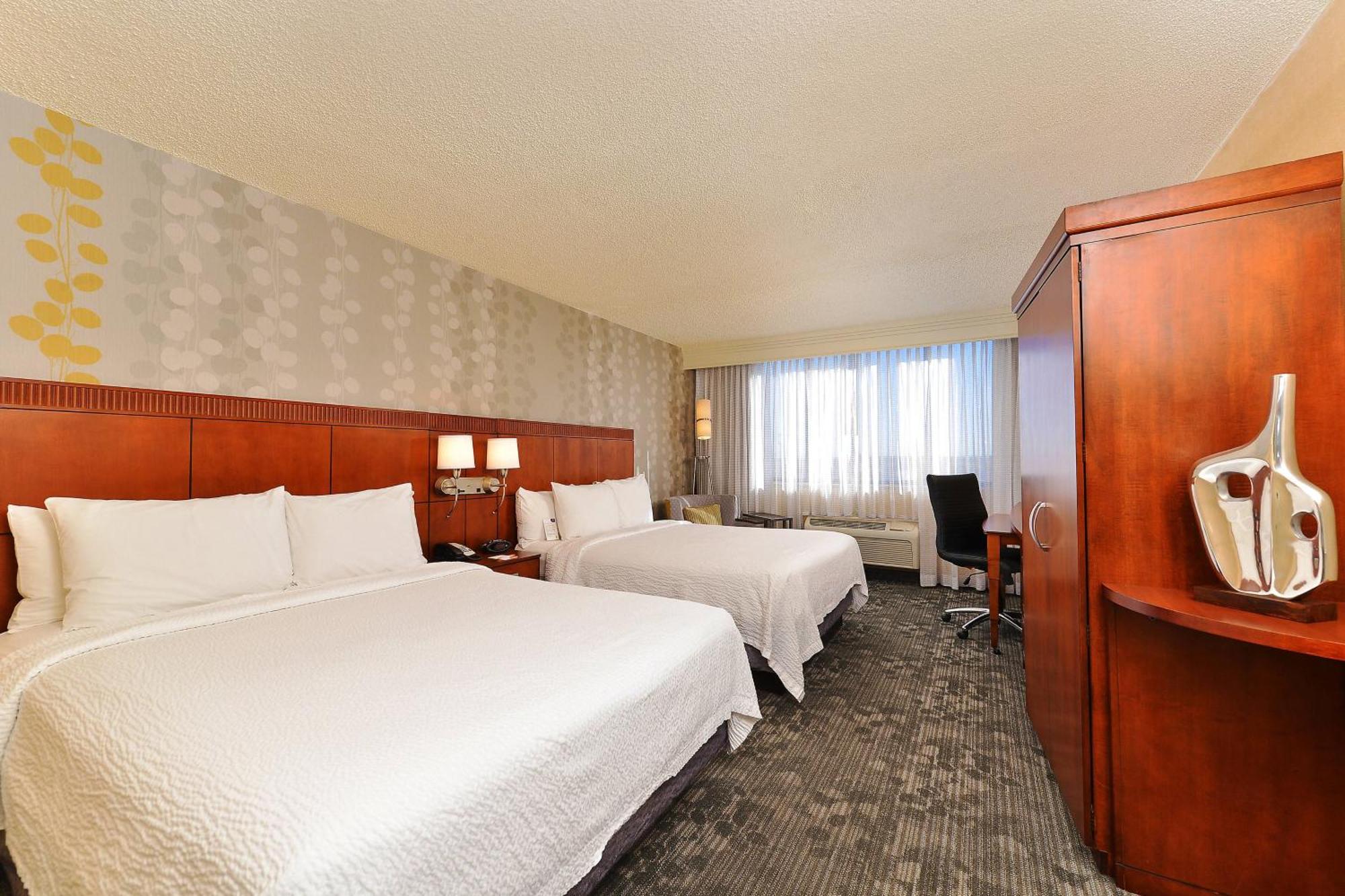 Courtyard By Marriott Denver Cherry Creek Eksteriør billede