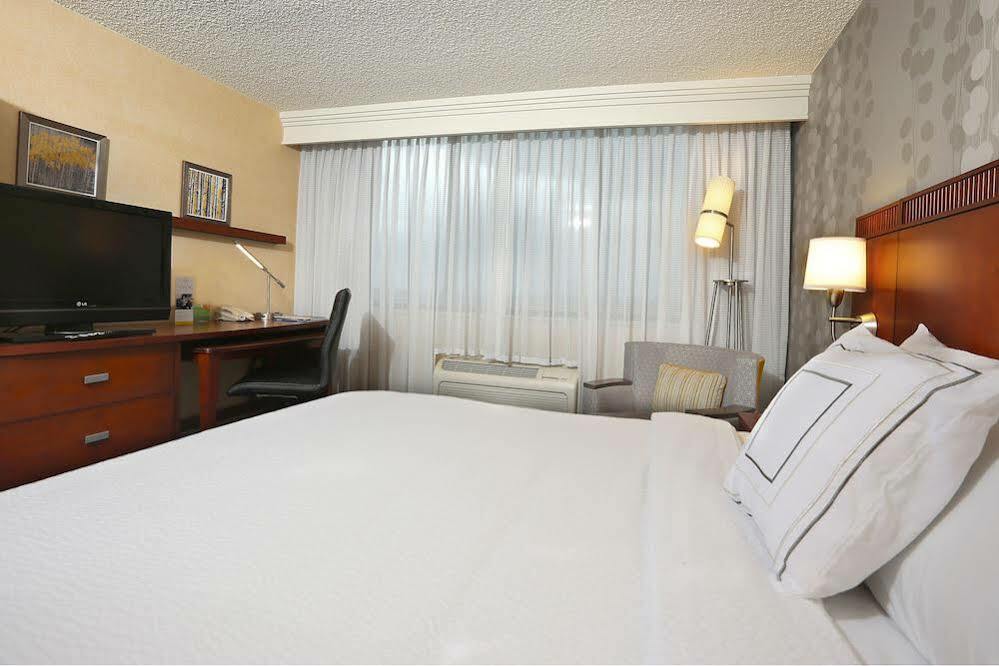 Courtyard By Marriott Denver Cherry Creek Eksteriør billede