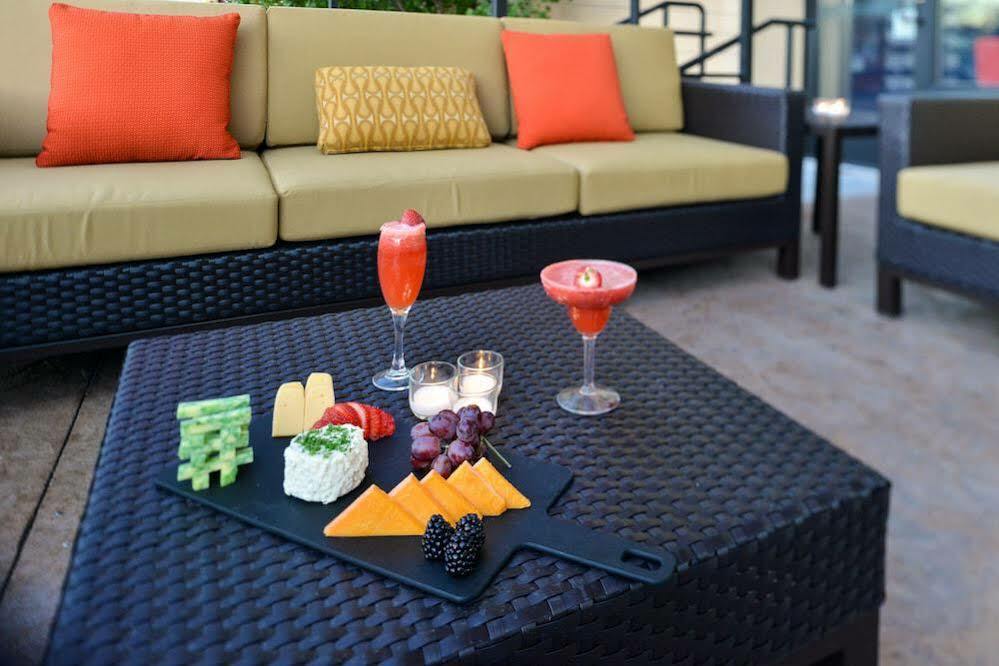Courtyard By Marriott Denver Cherry Creek Eksteriør billede
